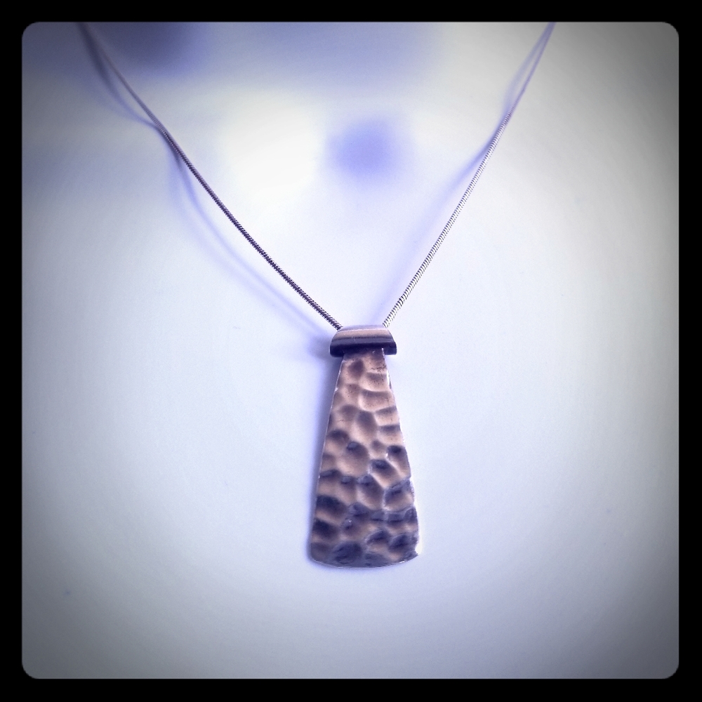 Silver necklace with pendant